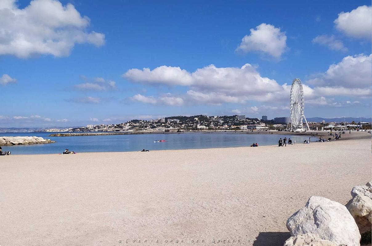 35 Marseille - Plage Prado-Borely.jpg